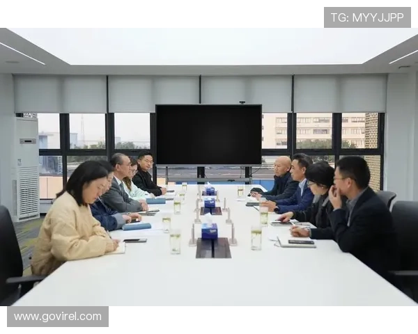 尊龙z6官网最新版本全面介绍与下载指南，助你轻松体验尊龙z6游戏的精彩内容